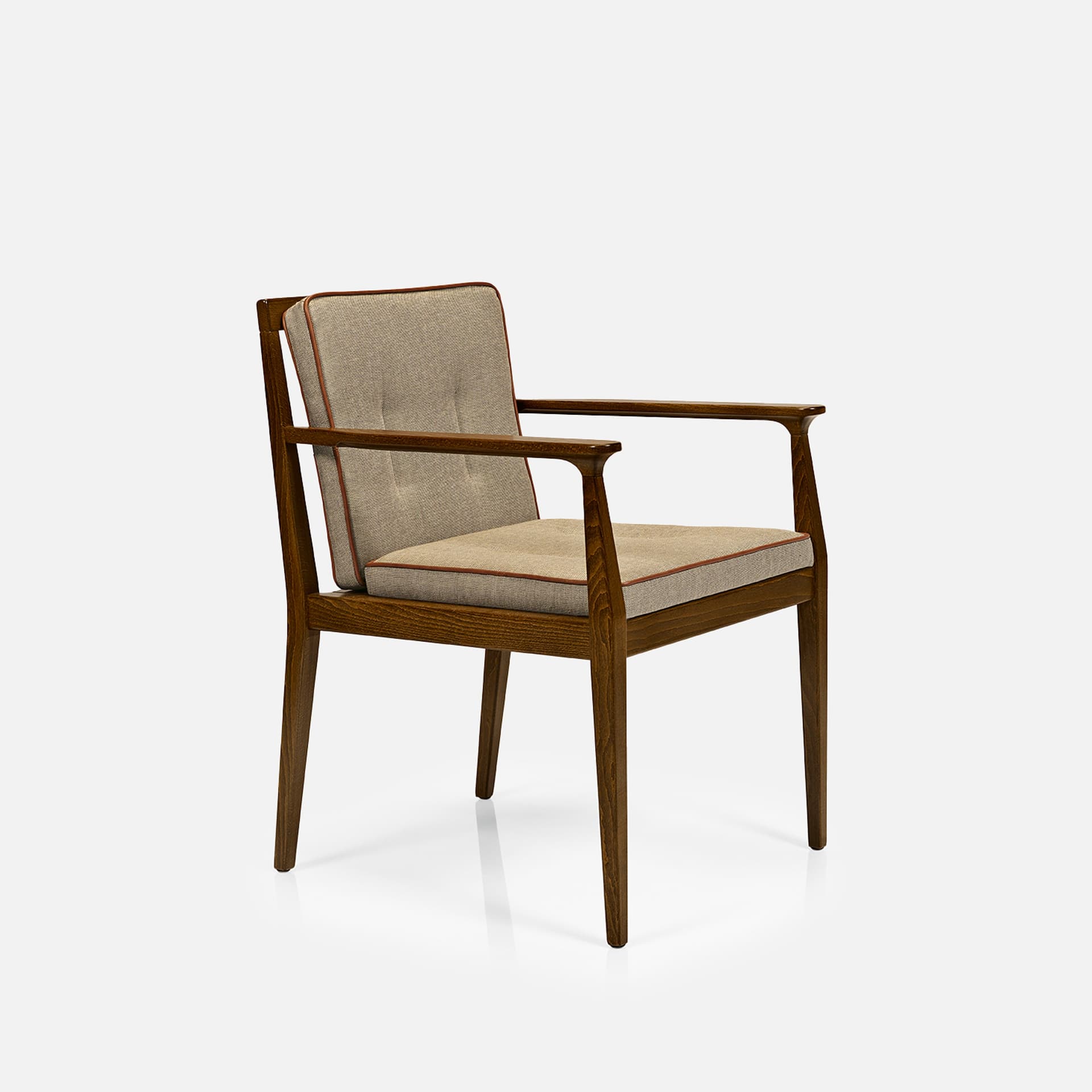 Chaise Bridge Aurora par Zelder en bois hêtre naturel et revètement tissu coloris beige fumé
