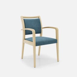 Chaise Accoudoirs Julia par Zelder en hêtre naturel et simili coloris blanc cassé