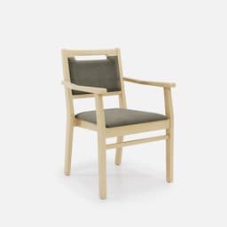 Chaise Accoudoirs Liza par Zelder en hêtre naturel et simili coloris blanc cassé