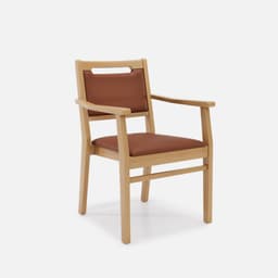 Chaise Accoudoirs Liza par Zelder en noyer et tissu coloris terra rosa