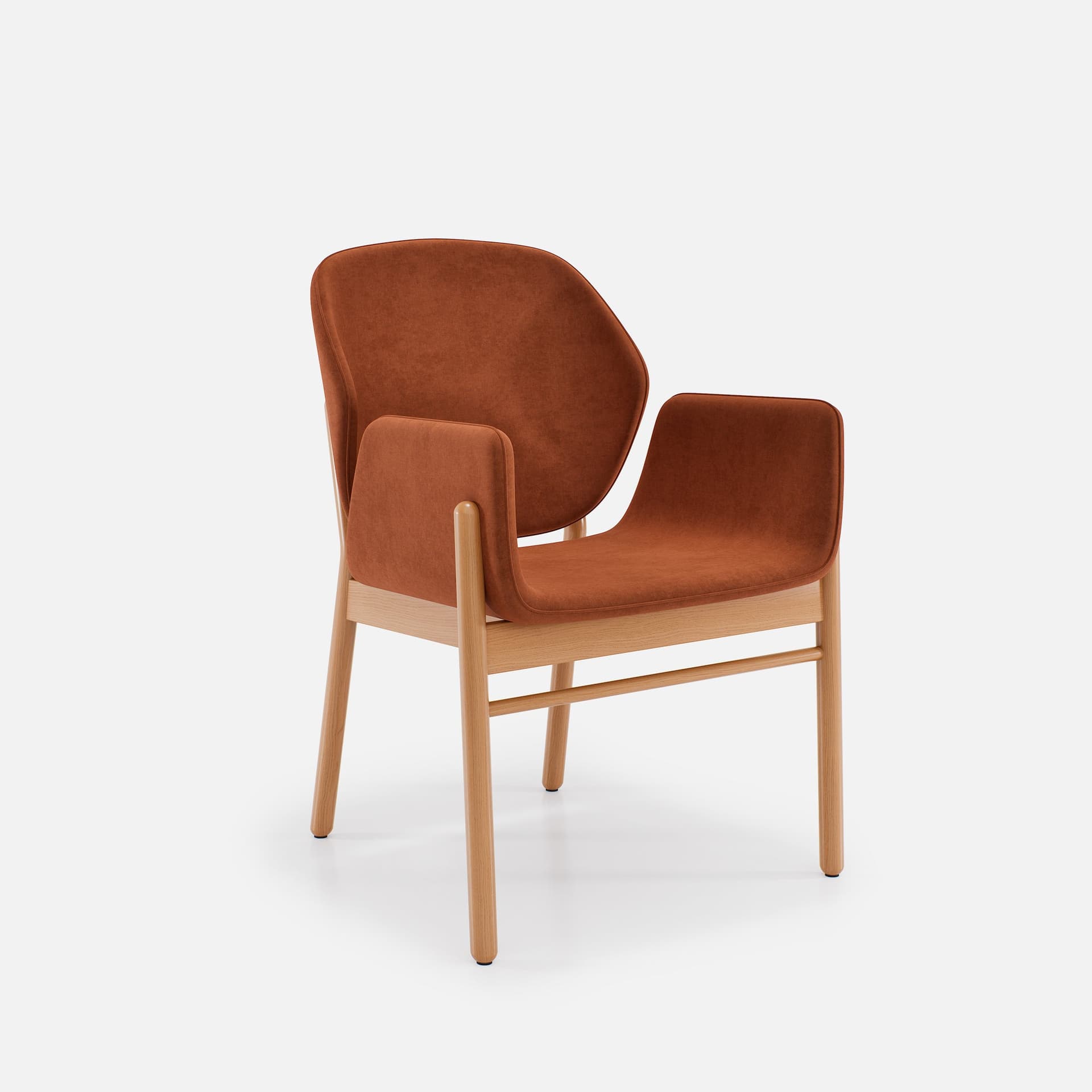 Chaise Accoudoirs Mireille par Zelder en bois hêtre naturel et revètement tissu coloris beige fumé