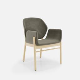 Chaise Accoudoirs Mireille par Zelder en noyer clair et tissu coloris terra rosa
