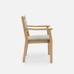 Chaise Accoudoirs Liza par Zelder en hêtre naturel et tissu coloris terra rosa